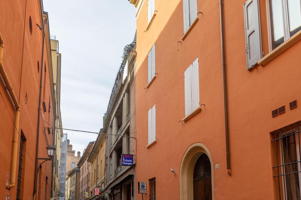 Garisenda, Bologna By Short Holidays Luaran gambar