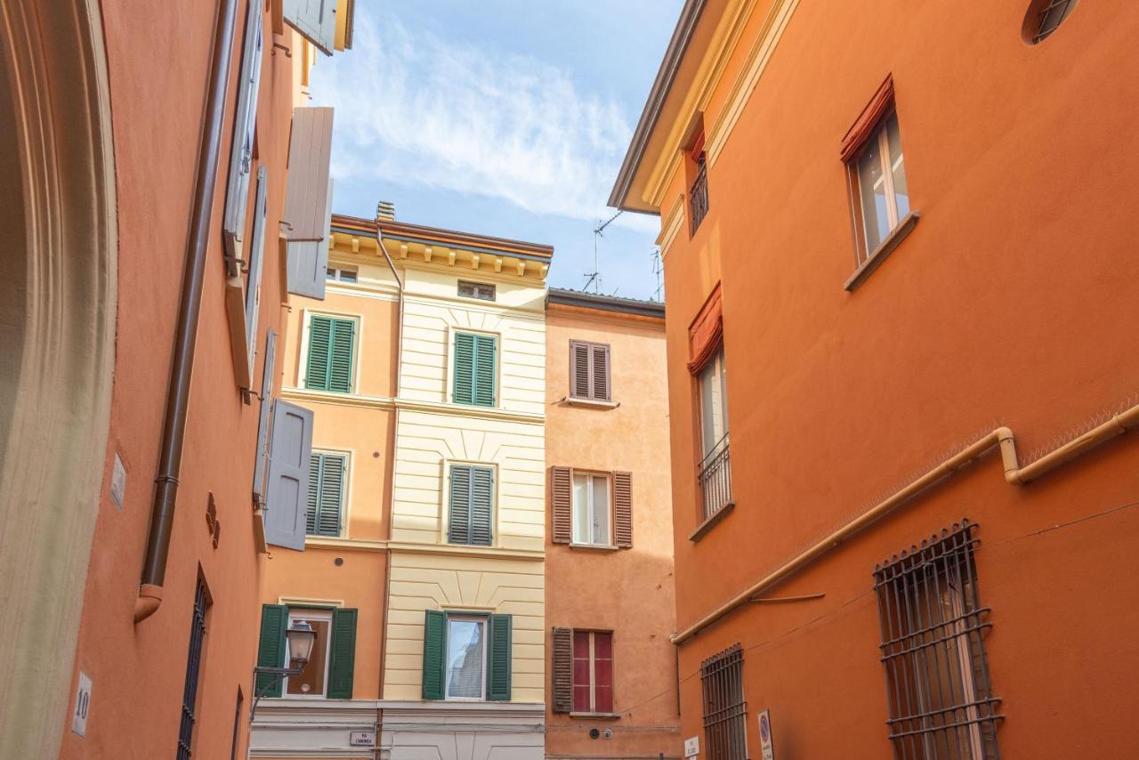 Garisenda, Bologna By Short Holidays Luaran gambar